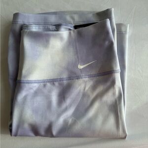 Nike One Tight Fit Performance